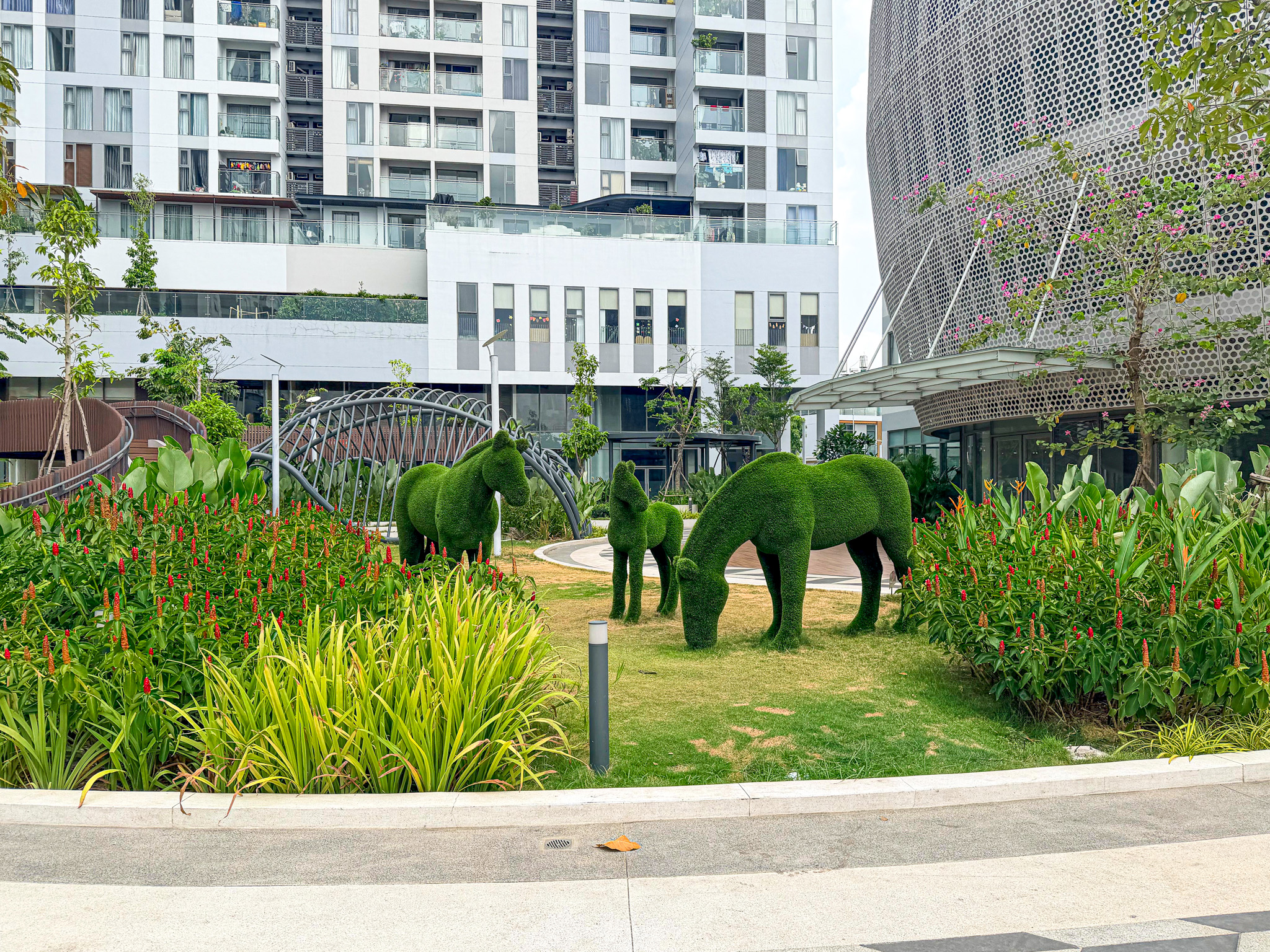 Cảnh quan sân vườn và công viên nội khu Urban Green