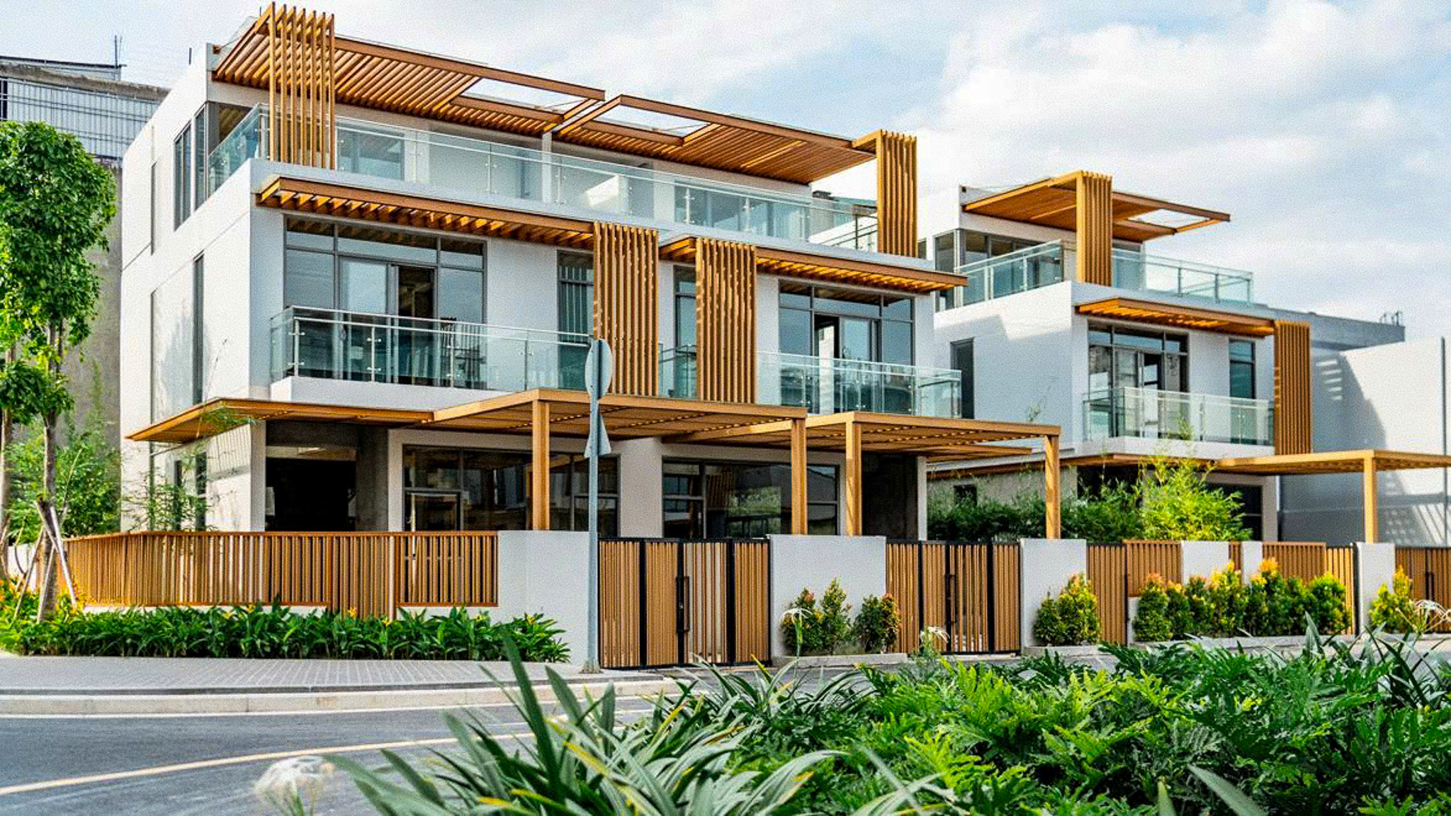 Shophouse B-SH.02 — Urban Green